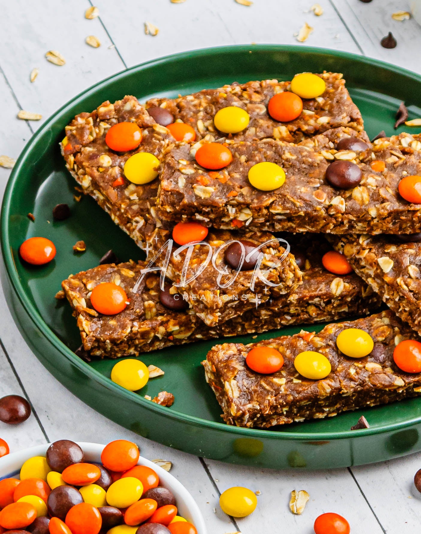 No-Bake Reese's Pieces Protein Bars - Set 4 of 6