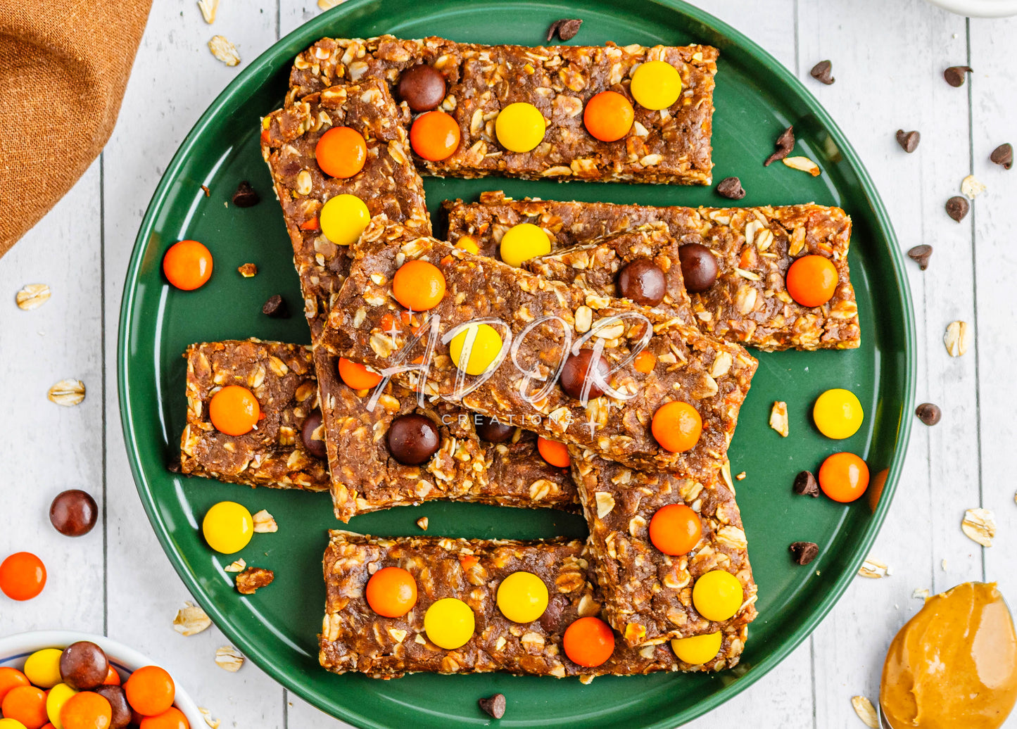 No-Bake Reese's Pieces Protein Bars - Set 4 of 6