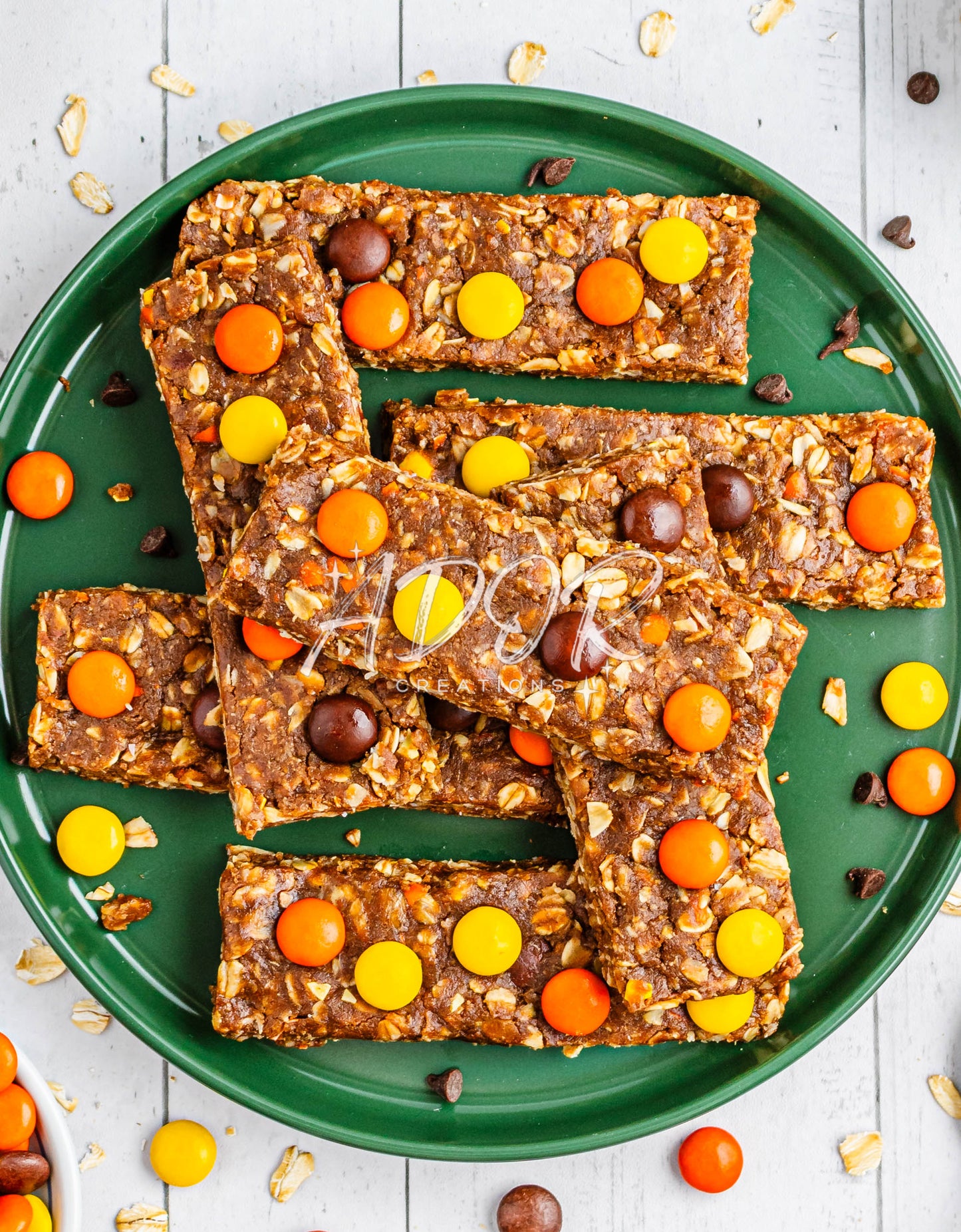 No-Bake Reese's Pieces Protein Bars - Set 4 of 6