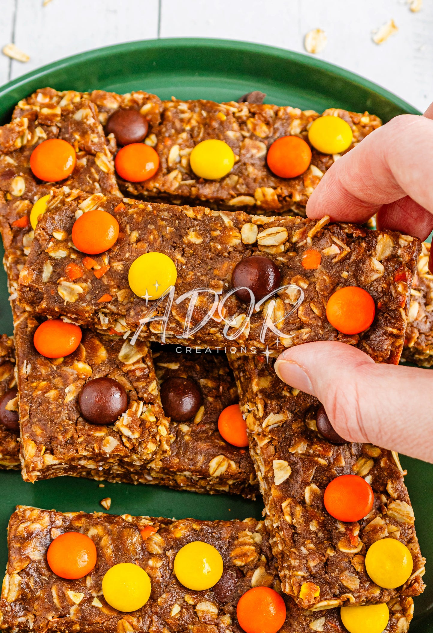 No-Bake Reese's Pieces Protein Bars - Set 4 of 6