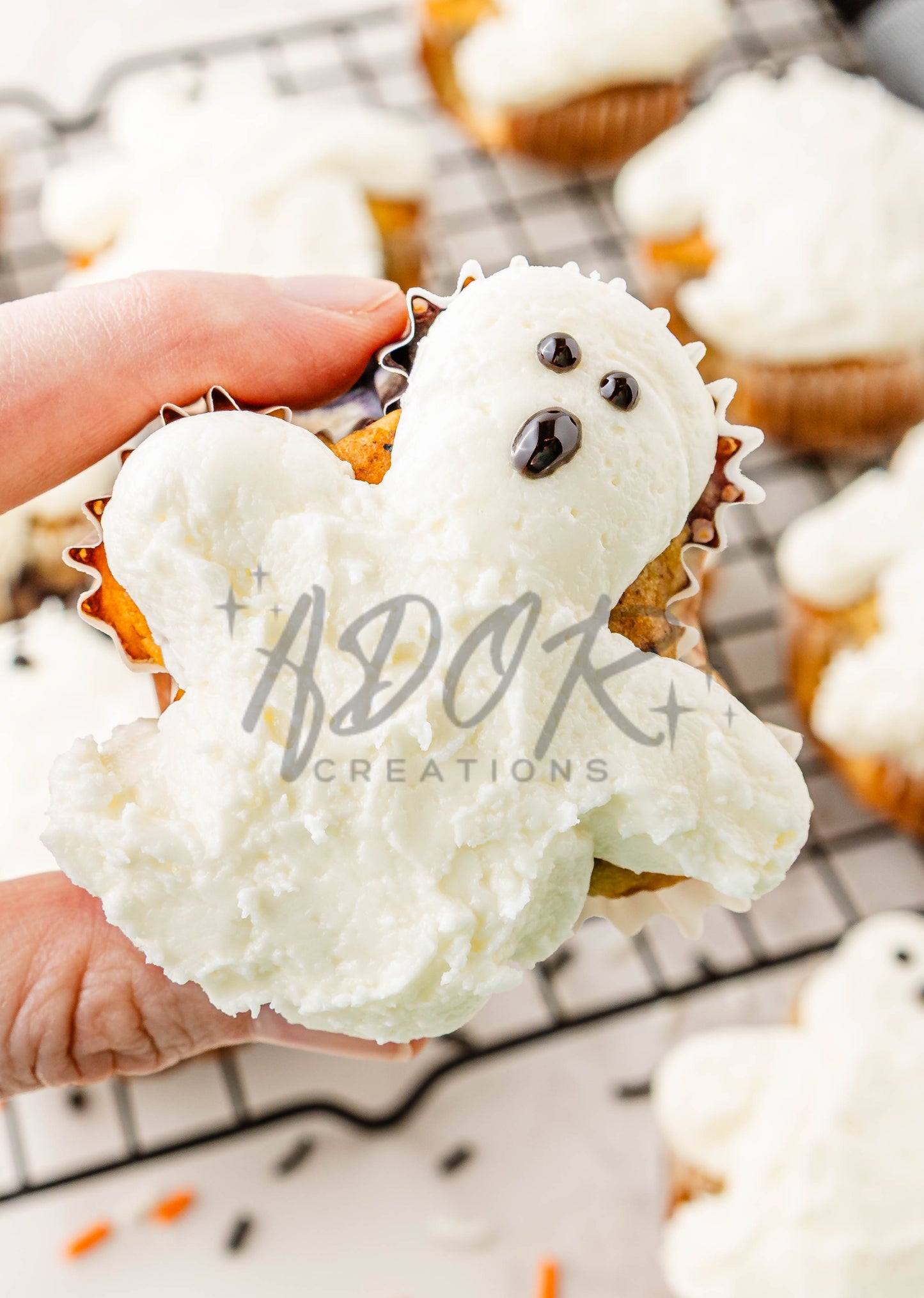 BOO-berry Ghost Muffins w/ SCREAM Cheese Frosting - Set 1 of 3