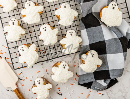 BOO-berry Ghost Muffins w/ SCREAM Cheese Frosting - Set 1 of 3