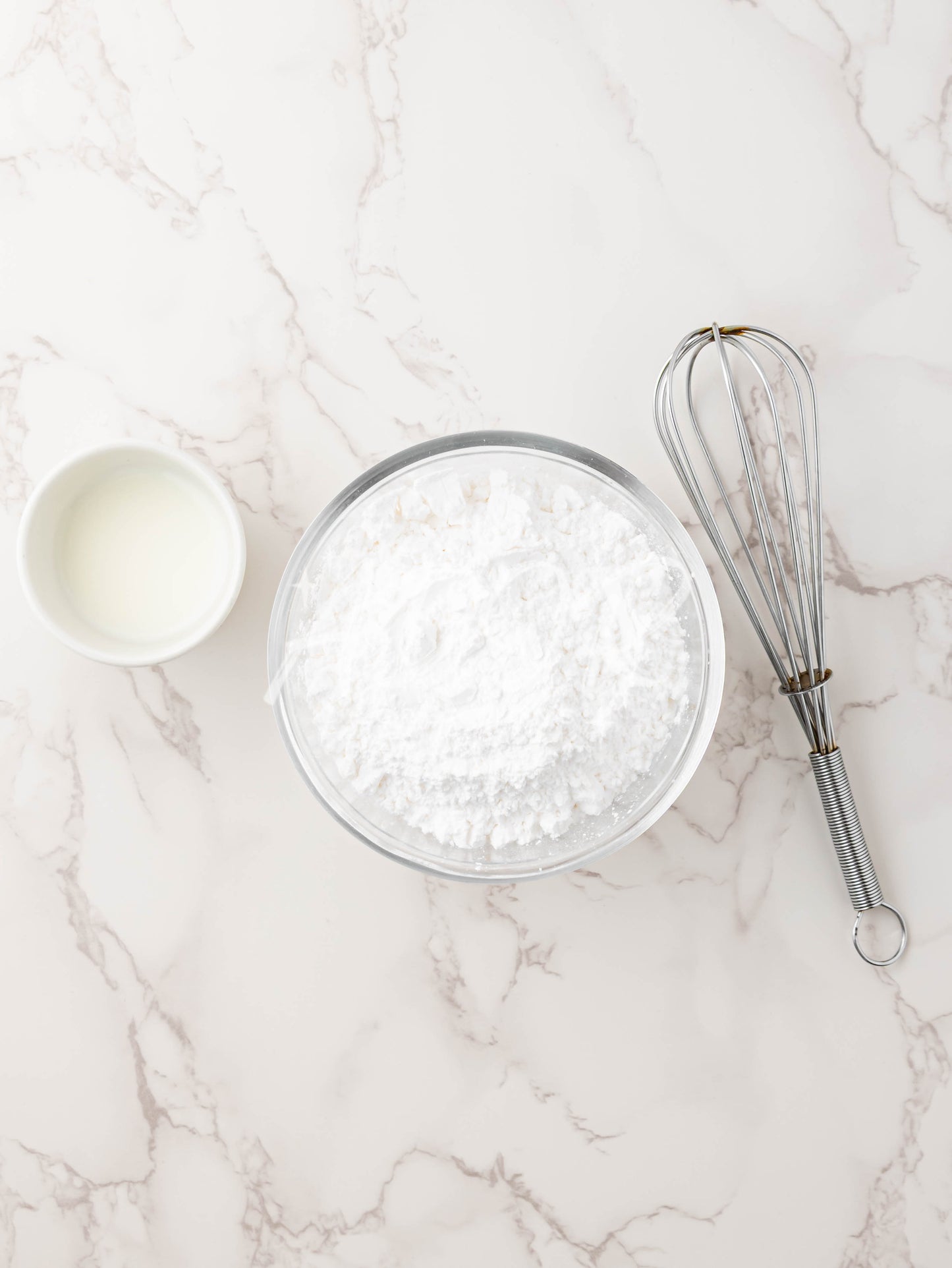 Gooey Banana Cinnamon Roll Cake - EXCLUSIVE