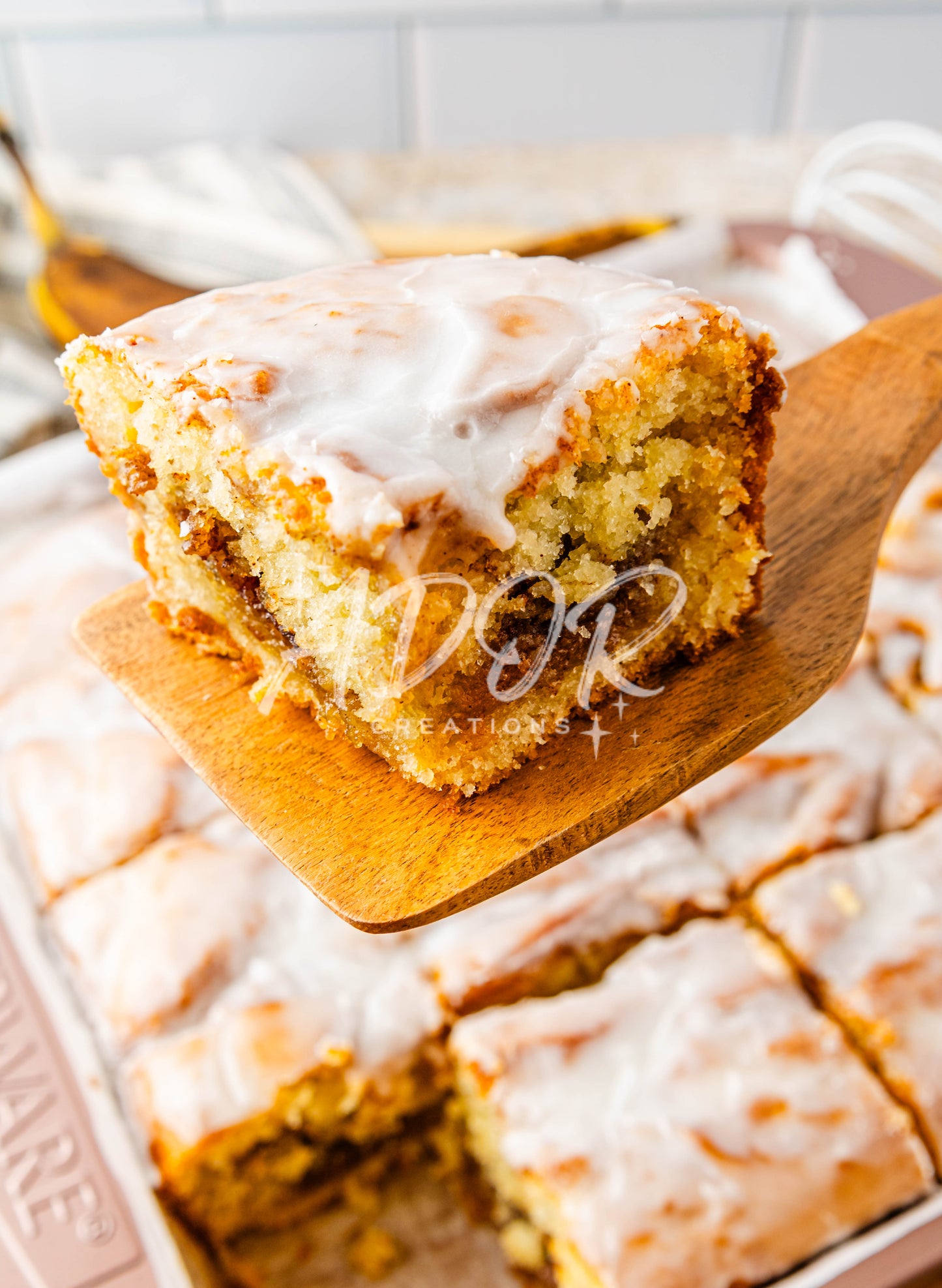 Gooey Banana Cinnamon Roll Cake - EXCLUSIVE
