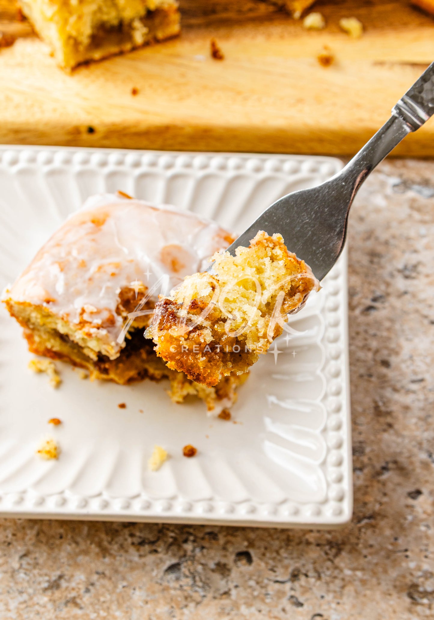 Gooey Banana Cinnamon Roll Cake - EXCLUSIVE